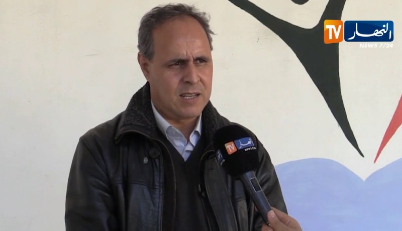 باحث في علم الإجتماع : ” الأباء إستقالوا عن مهامهم وهم المسؤولون عن مايحدث مع التلاميذ !!”