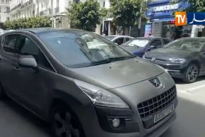 شاهد.. لحظة خروج “ولد عباس” و”السعيد بركات” من مجلس الأمة بعد الإستماع لهما