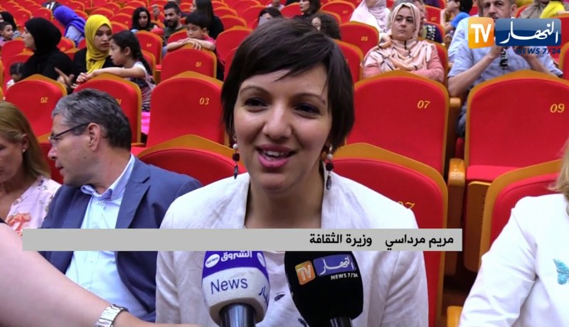 وزيرة الثقافة: أحيي الإنسانة التي حاولت تقليد صوتي اللهجة ماشي تاعي