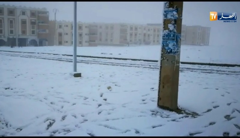 ولاية الجلفة تكتسي الحلة البيضاء..