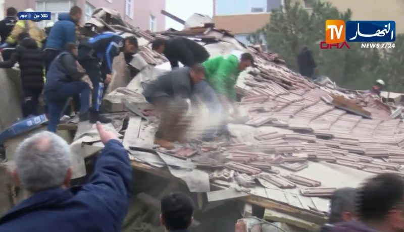 تركيا: ثلاثة قتلى في حصيلة أولية إثر إنهيار مبنى في إسطنبول