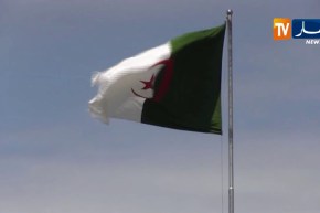 الجزائر تدين الهجوم على ناقلتي النفط ببحر عمان وتدعو إلى ضبط النفس