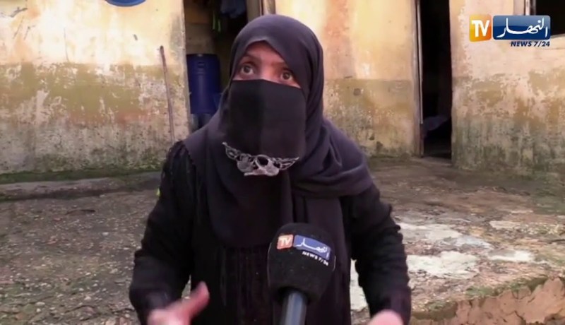 تيارت: الأمطار تزيد من معاناة العائلات القاطنة بالسكنات الهشة بحي الباتوار بفرندة