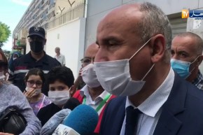 الوالي المنتدب للمقاطعة الإدارية للدار البيضاء والهلال الأحمر وجمعية البركة يوزعون 10 آلاف كمامة