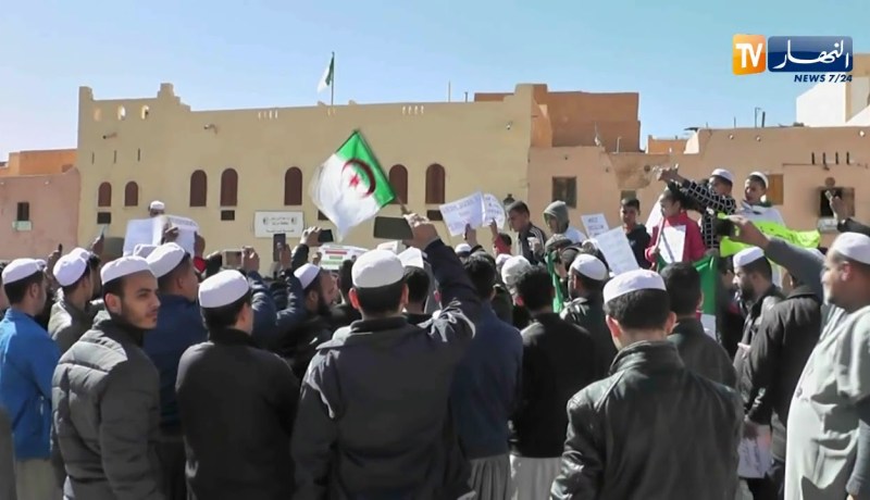مسيرات سلمية في أغلب ولايات الوطن ضد ترشح بوتفليقة لعهدة جديدة