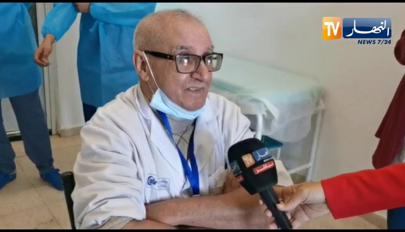 أول مستخدم بقطاع الصحة يبلغ من العمر 69 سنة سيقبل على التلقيح ضد فيروس كورونا بوهران