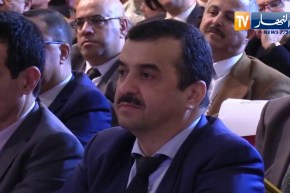 معادن: الرئيس تبون يأمر بإستعادة إحتياطات الذهب المحجوزة بالجمارك