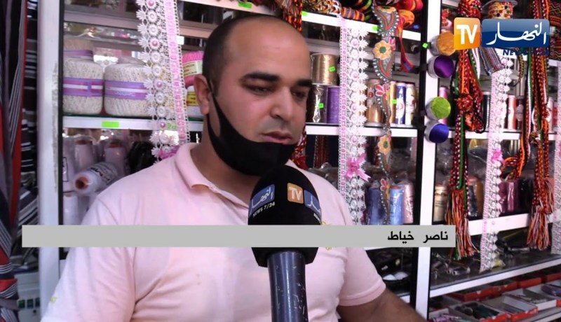 مجتمع: بعد أن أصبحت إجبارية..  جزائريون يبدعون في صنع الكمامات