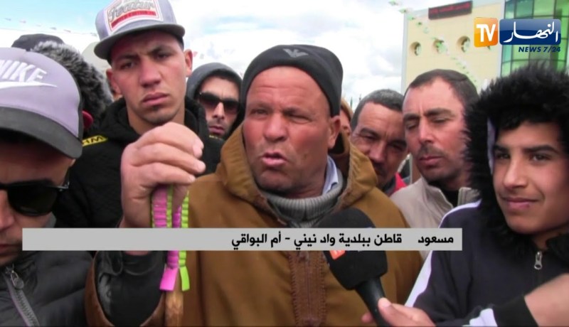 أم البواقي: سكان واد نيني يغلقون مقر البلدية إحتجاجا على قائمة المجمع الريفي