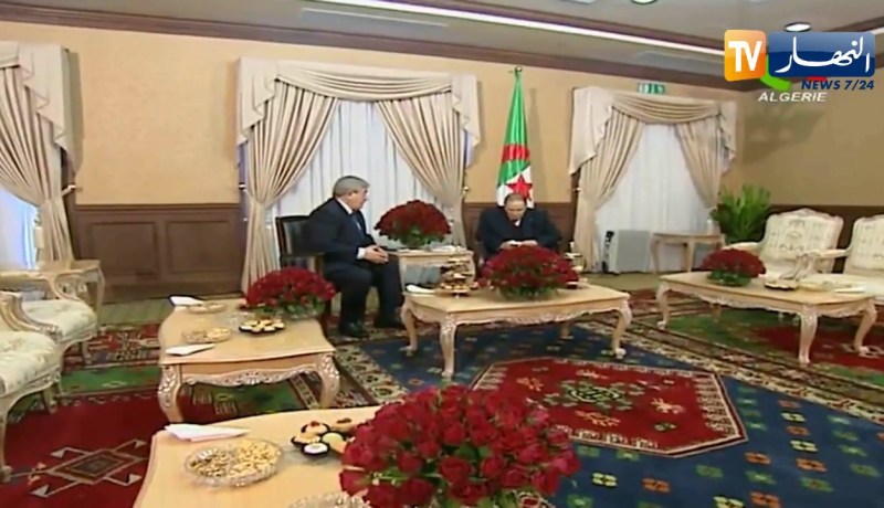 الوزير الأول “أحمد أويحيى” يقدم إستقالته لرئيس الجمهورية