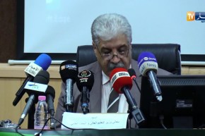 وزير التعليم العالي: “إتفاقية بين القطاع الفلاحي وقطاع التعليم العالي هدفها الإرتقاء بالبحث العلمي”