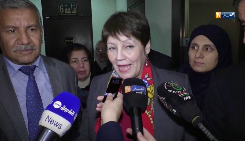 سنة بيضاء تخيم على المدارس العليا للأساتذة.. بن غبريت وحجار مطالبين بالحلول