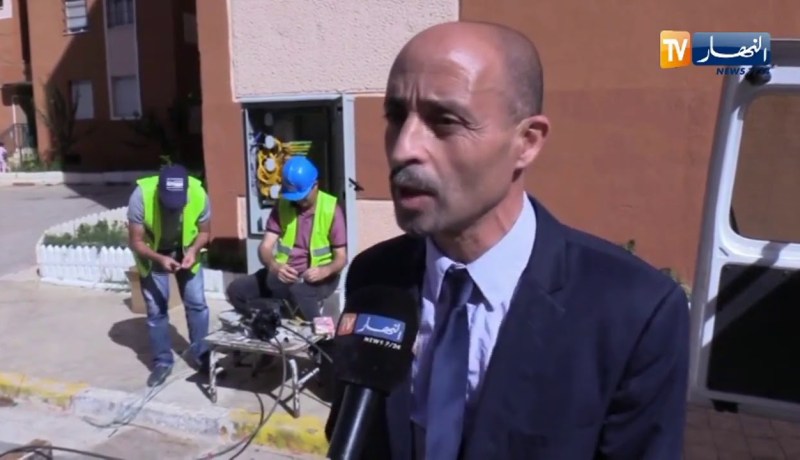 ربط حي 5000 مسكن بالرغاية بشبكة الألياف البصرية