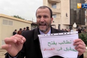 معسكر: مواطنو وأعضاء المجلس الشعبي البلدي يطالبون برحيل رئيس مجلس تيغنيف