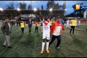 فرحة لاعبي وأنصار شباب بلوزداد بالفوز ضد نكانا الزامبي