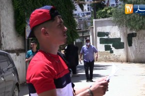 رضا يحقق حلم والدته ويصل إلى البكالوريا بعد 10 سنوات من إنقطاعه عن الدراسة