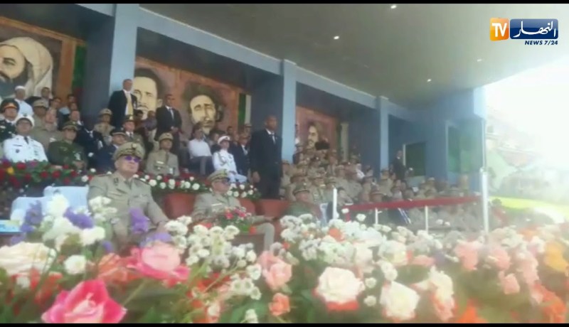 جانب من حفل تخرج دفعات جديدة بالأكاديمية العسكرية لشرشال