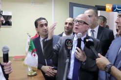 وزير العمل لأحد موظفي المرفق العام.. أنتم في واجهة عليكم نقل إنشغالات كل المواطنين إلى المسؤولين