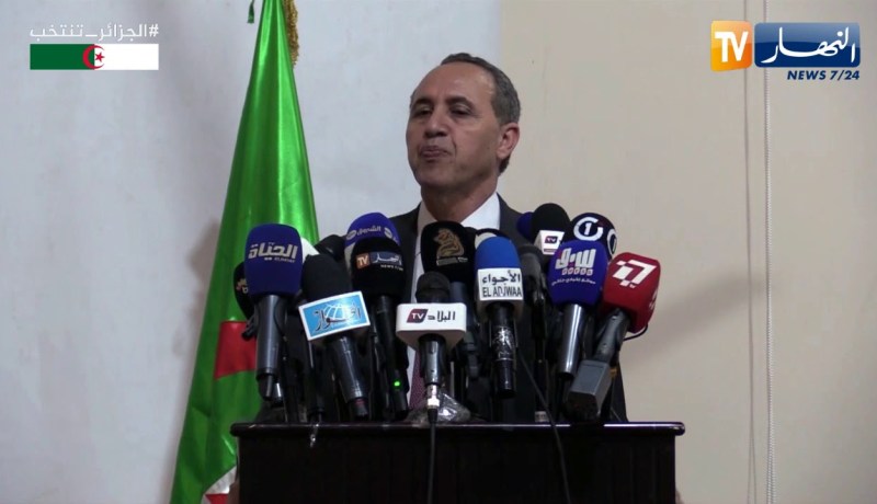 ميهوبي :’أشاهد على الفايسبوك إبتكارات الشباب الذين لا يلقون الدّعم.. وانا ألتزم بتوفير ذلك”