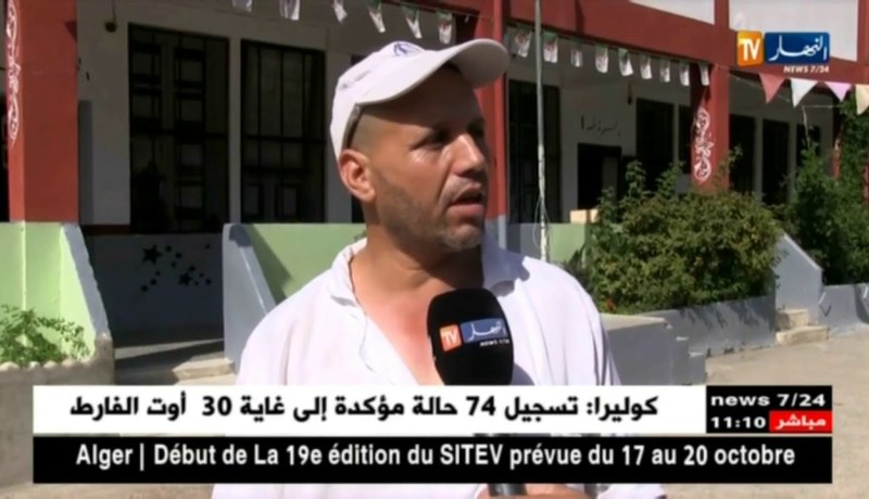 بجاية : أولياء تلاميذ يقومون بأشغال تأهيل وتنظيف مدرسة إبتدائية