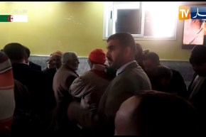 شاهد بلعيد في مقهى بدائرة غريس في معسكر