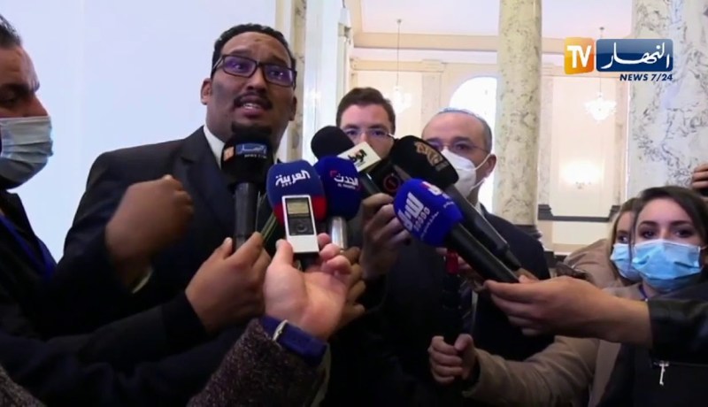 أعضاء مجلس الأمة يعبرون عن إستياءهم من طريقة ملف تسيير إستيراد السيارات