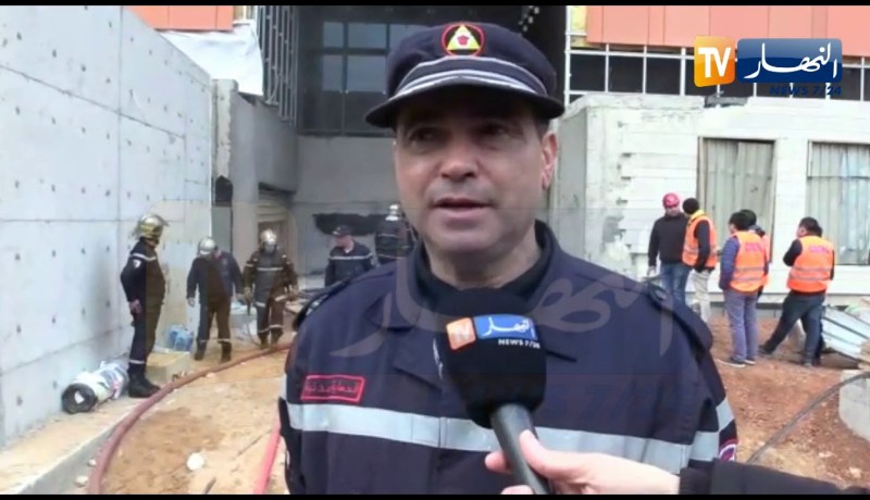 حريق مهول بمركز تجاري قيد الانجاز بشارع شكيب ارسلان في وهران