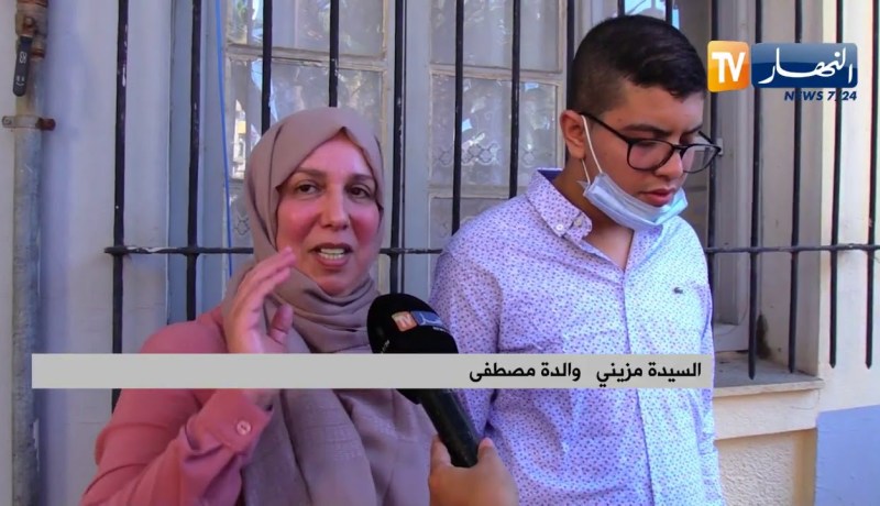 بكالوريا 2020 : مصطفى من ذوي الإحتياجات الخاصة يتحدى الإعاقة وينال الشهادة