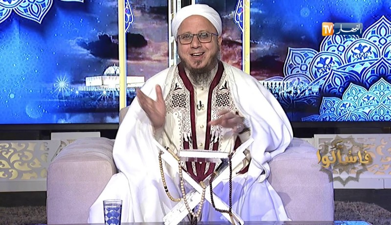 فاسألوا: والدتي لم تقم بطواف الوداع في الحج..هل يترتب عليها شيئ؟