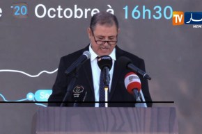 إنطلاق قافلة “مرسيدس بنز” إلى حاسي مسعود لحضور فعاليات الصالون الدولي