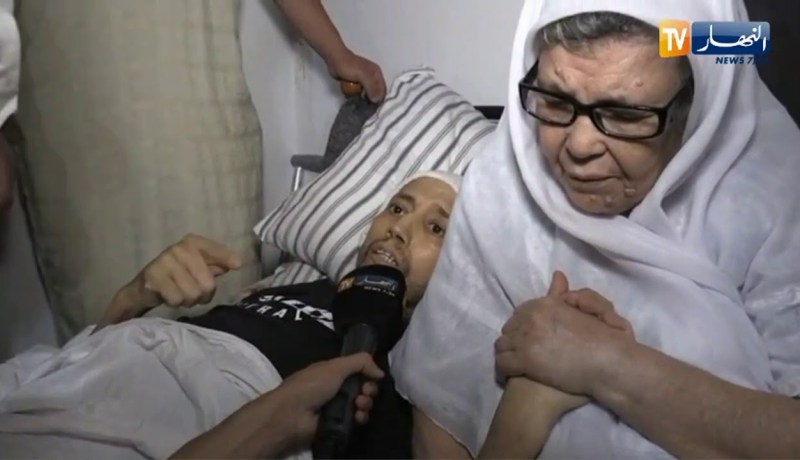 النهار تزور الشاب محمد زيات المصاب بالسرطان بعد عودته إلى الجزائر