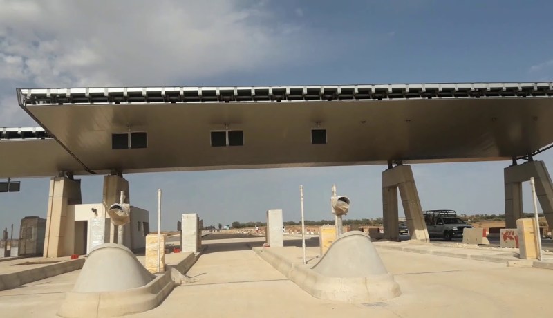 جراد يأمر بوضع محطات الدفع بالطريق السيار شرق غرب حيز الخدمة