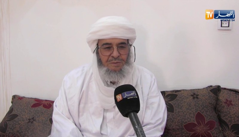 أدرار/ شيوخ الزوايا يدعون الله لرفع وباء “كورونا” عن الجزائر