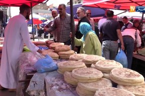 تلمسان: إعداد وبيع “المطلوع” فرصة عمل للشباب و مصدر رزق عائلات الحدودية