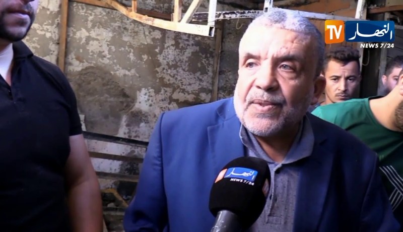 العاصمة: مخلفات حريق سوق الخضر والفواكه لبئر خادم