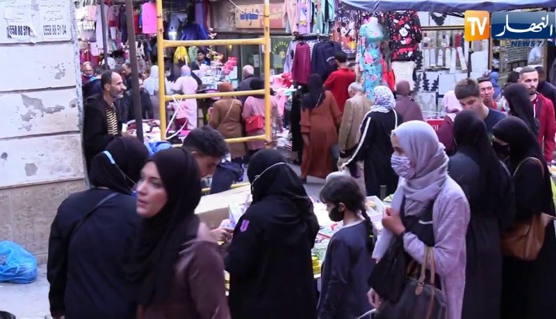 مالية: تخفيض قيمة الدينار الجزائري.. أي تحديات تواجه القدرة الشرائية