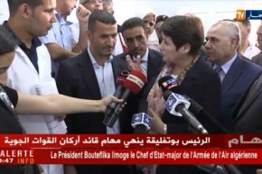 بن غبريت : “يجب على الأساتذة عدم الإكتفاء بالجانب البيداغوجي في تقديم الدروس”