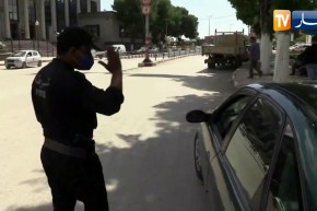 سطيف: أفراد الشرطة تكثف جهودها لضمان التقيد التام بمختلف الإجراءات الوقائية