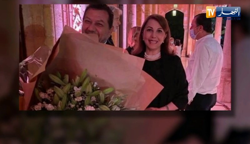 ماجدة الرومي” تلتقي بالرئيس الفرنسي “ماكرون” بقصر الصنوبر”