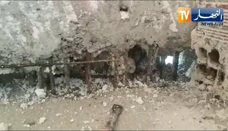 فضيحة في البناء بسكنات عدل حي 1200 سكن  بسيدي بلعباس