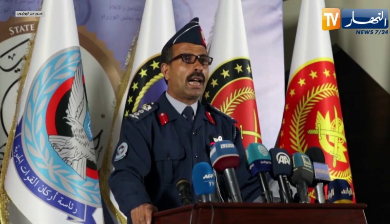 ليبيا: قتلى ونازحون مع تواصل المواجهات العسكرية بين حفتر والسراج في طرابلس