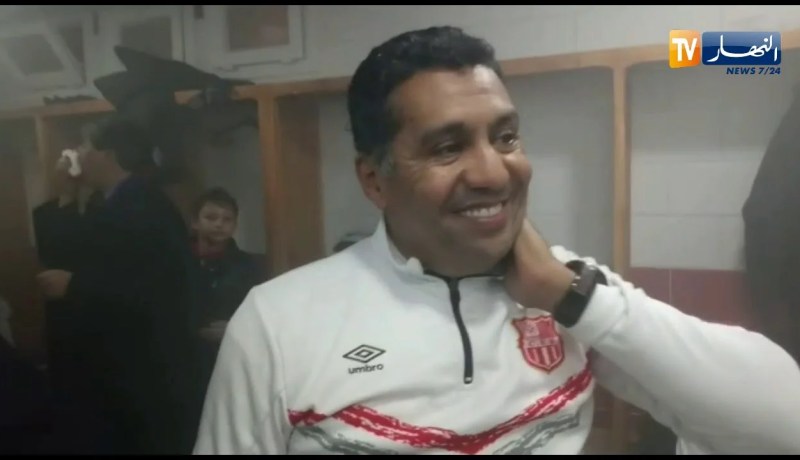 لاعبو بلوزداد يحتفلون بعيد ميلاد المدرب الطاوسي ويهدونه الفوز