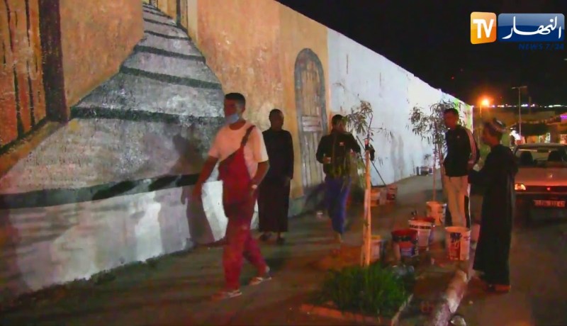 غرداية: هكذا حول الهاشمي شوارع حيه في حملة تطوعية