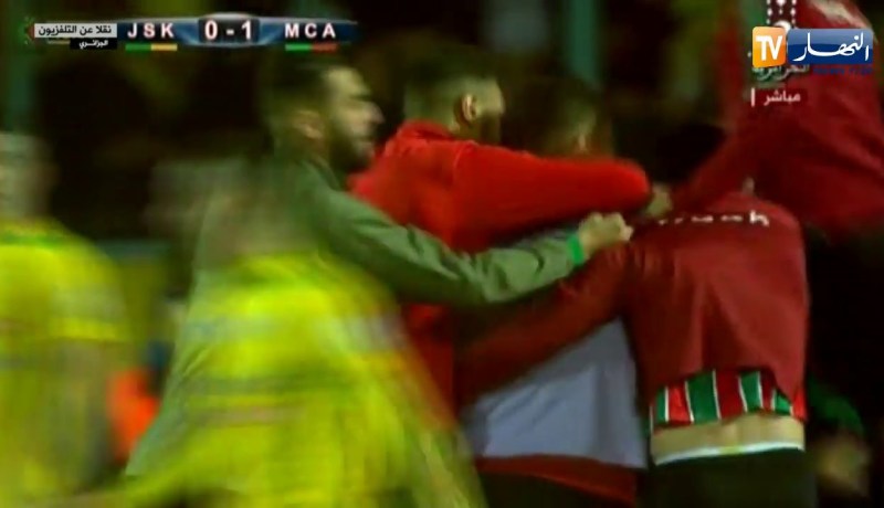 التعادل يحسم الكلاسيكو بين شبيبة القبائل و مولودية الجزائر