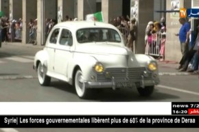 في الذكرى الـ 56 لعيد الإستقلال..السيارات العتيقة تخطف الأنظار بشوارع العاصمة