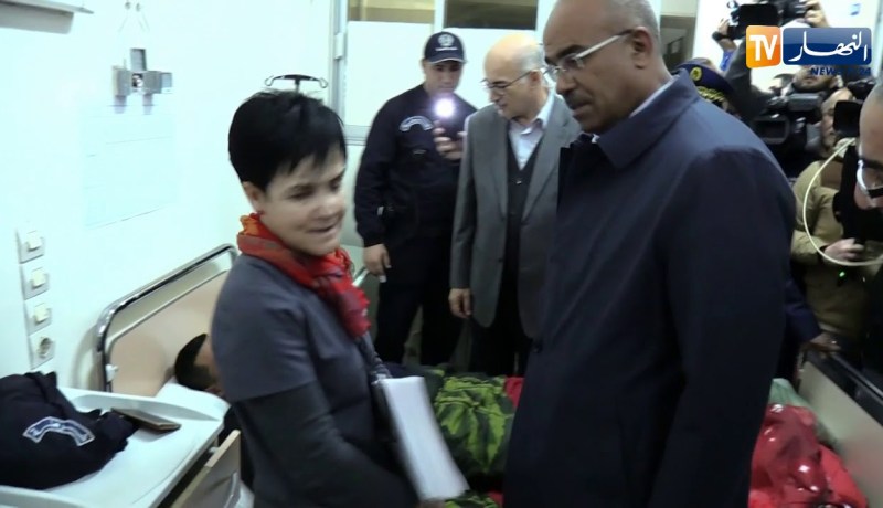 داخلية: بدوي .. أحيي كل المواطنين الذين عبروا بطريقة سلمية خلال المسيرات