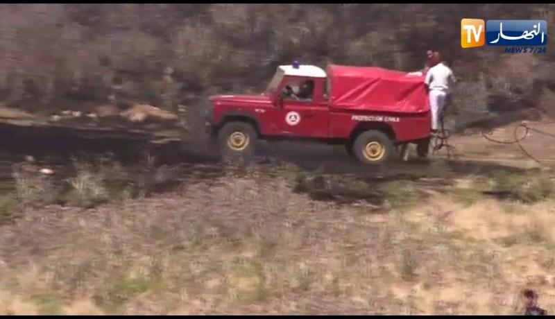 تيسمسيلت: هبة شعبية توقف ألسنة لهب كادت تأتي على المحاصيل…ورجال الإطفاء في قلب الحدث