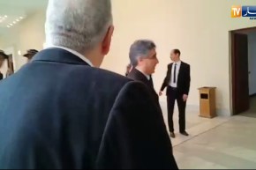 قصر المؤتمرات: ولد عباس “قالهم راني جاي”