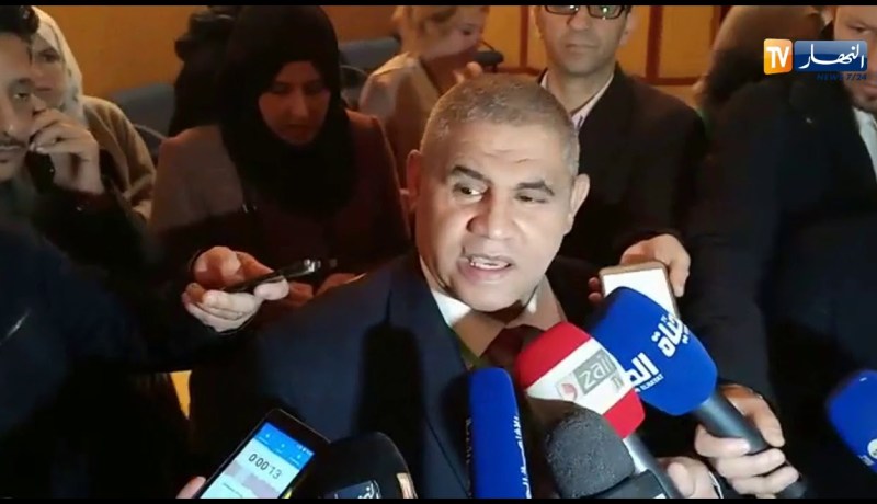 سعداوي: “على بن صالح أن يرحل..وهذا خدمة لمطالب الشعب وحفاظا على أمن الوطن”