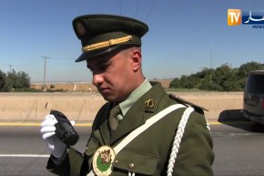 البليدة: حملة تحسيسية للتبليغ عبر الرقم الأخضر عن حوادث المرور والإعتداءات